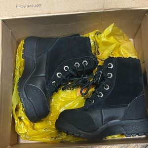 Brand new without tags Timbaland snow boots size 7